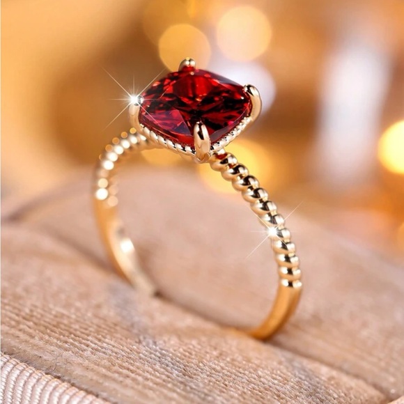 Red stone ring - Picture 5 of 6